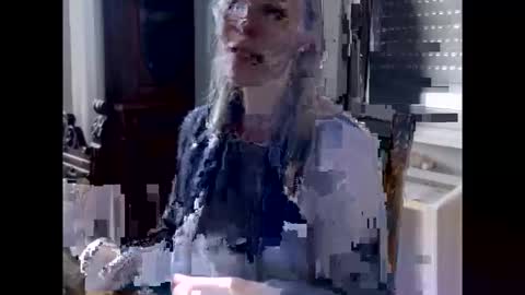 Snapshot of hornyssima chatting on 11/18/25, 08:08 Hornyssima online show from 11/18/25, 08:08