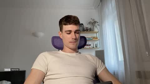 Snapshot of hornytwunk01 chatting on 11/01/25, 01:24 hornytwunk01 online show from 11/01/25, 01:24