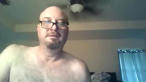 Snapshot of horsenamedcharlie chatting on 11/20/25, 03:45 Charles online show from 11/20/25, 03:45