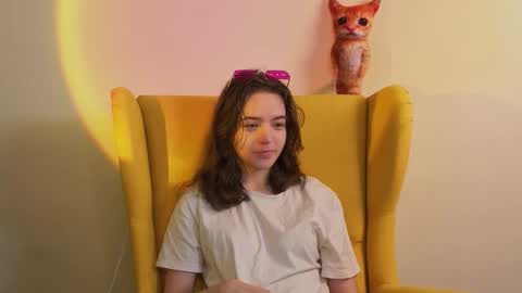 Snapshot of hortenciajenovese chatting on 10/04/25, 07:39 Mia online show from 10/04/25, 07:39