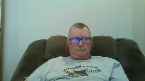 Snapshot of hot4tightholes chatting on 01/13/25, 03:47 hot4tightholes online show from 01/13/25, 03:47