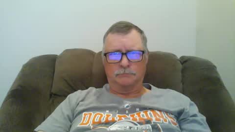 Snapshot of hot4tightholes chatting on 02/24/25, 02:15 hot4tightholes online show from 02/24/25, 02:15