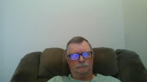 Snapshot of hot4tightholes chatting on 02/28/25, 02:31 hot4tightholes online show from 02/28/25, 02:31