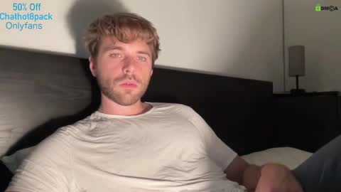 Edward aka Wolf online show from 10/18/25, 10:43