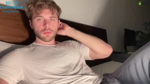 Edward aka Wolf online show from 11/21/25, 10:30