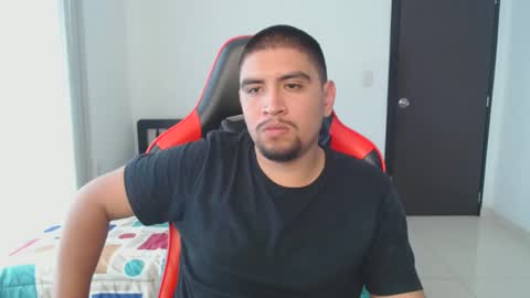 Snapshot of hot__husbands chatting on 02/24/25, 06:58 hot__husbands online show from 02/24/25, 06:58