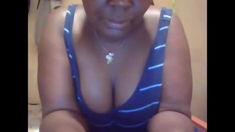 Snapshot of hot_alynn chatting on 09/13/25, 07:41 ALLYN online show from 09/13/25, 07:41