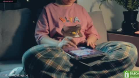   online show from 02/17/25, 11:44