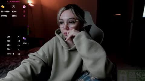   online show from 10/14/25, 10:43