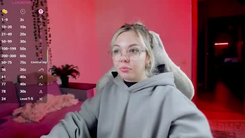   online show from 10/20/25, 10:27