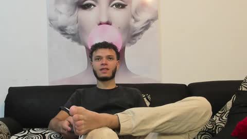 Snapshot of hot_bad_boy69 chatting on 10/27/25, 06:23 hot bad boy69 online show from 10/27/25, 06:23