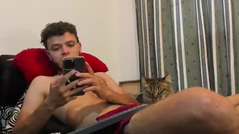 Snapshot of hot_bad_boy69 chatting on 11/13/25, 09:47 hot bad boy69 online show from 11/13/25, 09:47