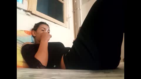 Hot falling devil online show from 10/26/25, 10:43