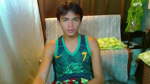 Snapshot of hot_george chatting on 01/15/25, 05:15 George online show from 01/15/25, 05:15