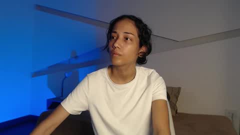 Alana online show from 11/17/25, 08:47