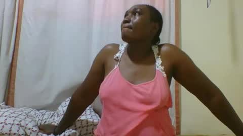 Snapshot of hot_masha chatting on 10/12/25, 11:09 hot_masha online show from 10/12/25, 11:09