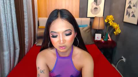 Snapshot of hot_nikki69 chatting on 01/18/25, 04:42 hot_nikki69 online show from 01/18/25, 04:42
