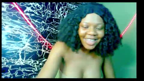 Snapshot of hot_stellaa chatting on 01/17/25, 12:10 Stella online show from 01/17/25, 12:10