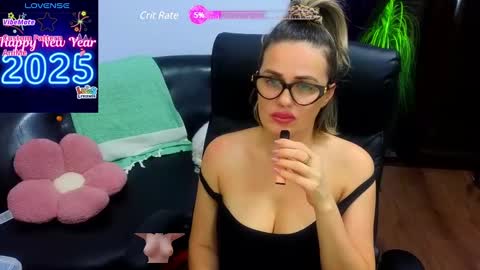 Snapshot of hotanalorena69 chatting on 01/25/25, 08:31 Lisa online show from 01/25/25, 08:31