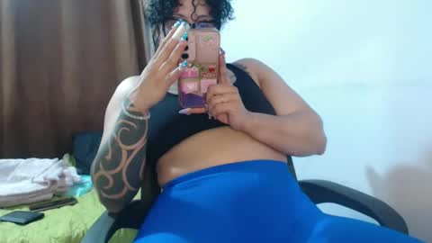 Snapshot of hotandpower10 chatting on 02/11/25, 02:35 Hot and PowerHOPE U MISS ME online show from 02/11/25, 02:35