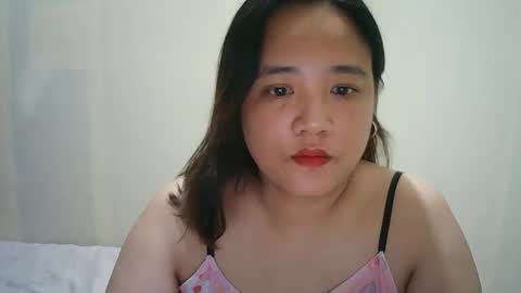 Snapshot of hotbabymomma chatting on 02/10/25, 02:52 Lynn online show from 02/10/25, 02:52