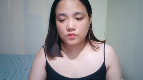 Snapshot of hotbabymomma chatting on 02/19/25, 05:27 Lynn online show from 02/19/25, 05:27