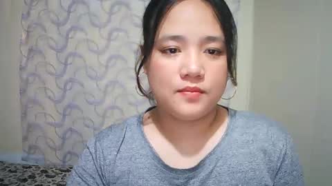 Snapshot of hotbabymomma chatting on 02/26/25, 04:14 Lynn online show from 02/26/25, 04:14
