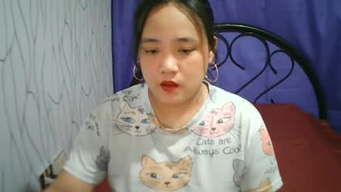 Snapshot of hotbabymomma chatting on 03/09/25, 05:00 Lynn online show from 03/09/25, 05:00