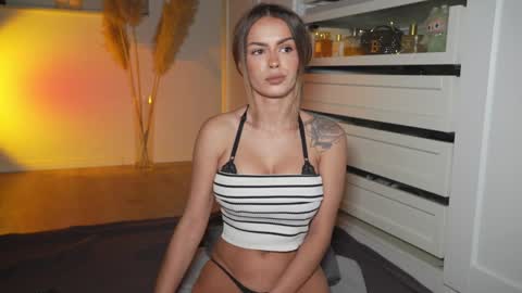 Bella online show from 10/26/25, 05:30