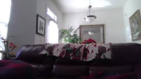 Snapshot of hotblondemilf1962 chatting on 12/23/24, 06:48 hotblondemilf1962 online show from 12/23/24, 06:48