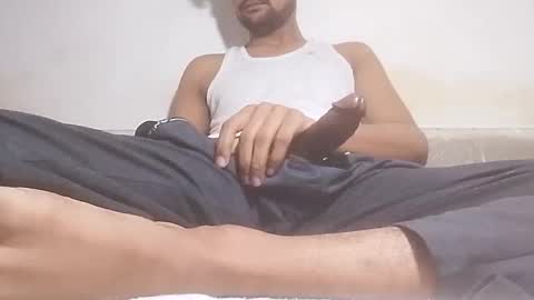 hotboy285 online show from 11/09/25, 02:43