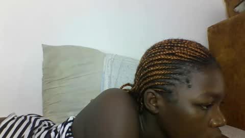 VICTORIA online show from 10/10/25, 08:02