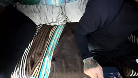 Snapshot of hotdogstuffer chatting on 11/14/25, 10:58 hotdogstuffer online show from 11/14/25, 10:58