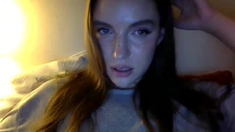 effy online show from 11/18/25, 08:57