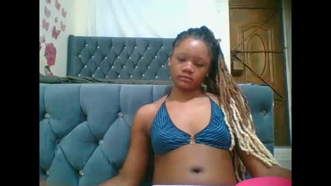 LOYCE online show from 11/10/25, 11:04