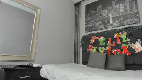 Snapshot of hotkoljeixxx chatting on 12/28/24, 03:04 Hotkoljei online show from 12/28/24, 03:04