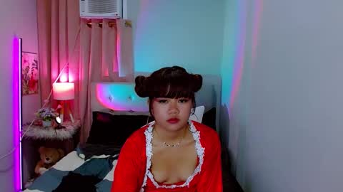 Layla online show from 12/14/24, 01:38