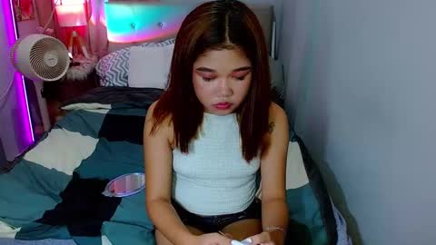 Layla online show from 12/22/24, 03:55