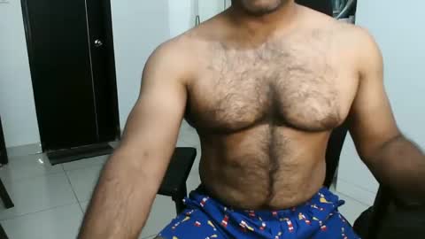hotm_on_cam online show from 02/09/25, 07:41