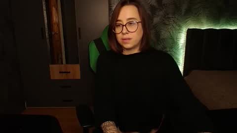 Snapshot of hotmariella chatting on 02/12/25, 02:10 hotmariella online show from 02/12/25, 02:10