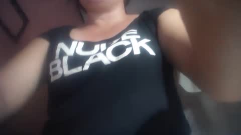 Snapshot of hotmatureladyxxx chatting on 10/14/25, 03:02 hotmatureladyxxx online show from 10/14/25, 03:02