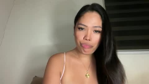 Snapshot of hotmermaidts chatting on 11/10/25, 06:18 Eva online show from 11/10/25, 06:18