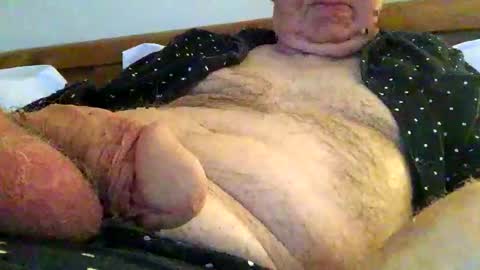 hotmuff99 online show from 11/20/25, 07:52