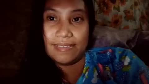 Snapshot of hotpreggymommy1993 chatting on 01/24/25, 10:32 hotpreggymommy1993 online show from 01/24/25, 10:32