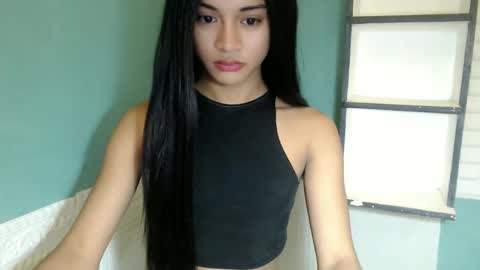 Snapshot of hotsexyaveryxx chatting on 09/10/25, 04:40 Suzete online show from 09/10/25, 04:40