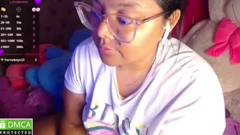 Snapshot of hotsweet2025 chatting on 09/27/25, 05:23 lanna online show from 09/27/25, 05:23