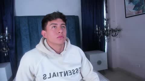 Snapshot of hott_boyy__ chatting on 11/06/25, 03:46 hott_boyy__ online show from 11/06/25, 03:46