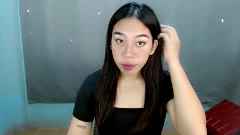 Snapshot of hott_cumforyou chatting on 02/16/25, 04:53 jelaigrande  online show from 02/16/25, 04:53
