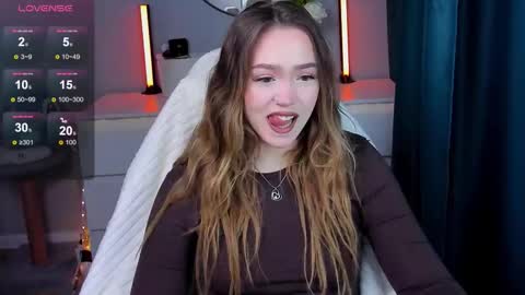 hello Im Eva online show from 10/11/25, 08:24