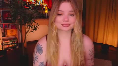 Snapshot of hottie_jane chatting on 10/11/25, 08:07 Jane online show from 10/11/25, 08:07